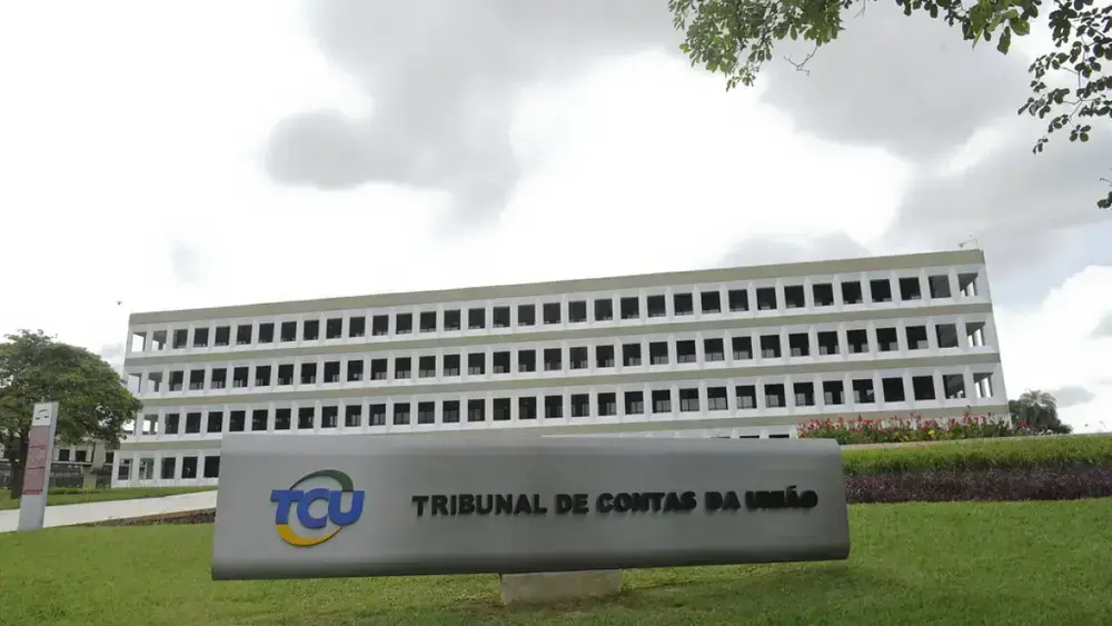 Congressistas acionam TCU contra licitação de R$ 1 bi no Porto de Santos